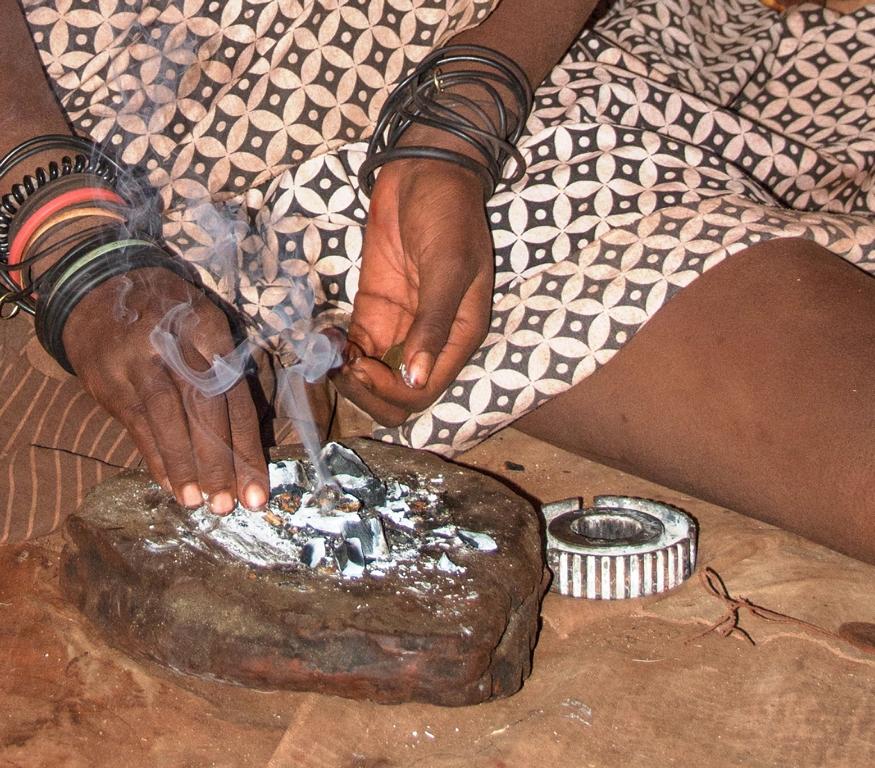 Smoking ingredients of a Himba woman
