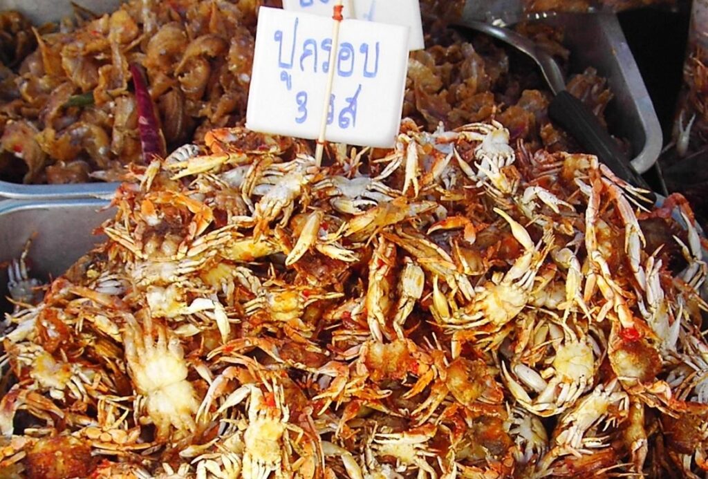 Spicy ghost crabs on a seaside market