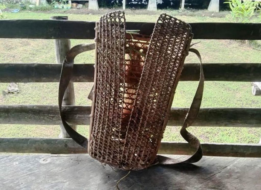 Mentawai O’orek carrier frame