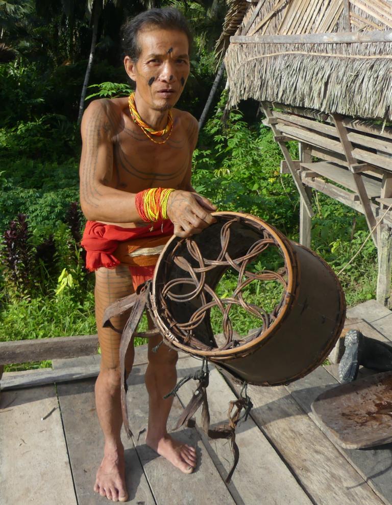 Mentawai carrying basket bottom view