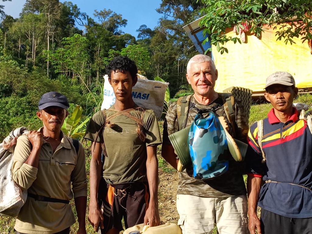 Visiting Orang Rimba People In Jambi Province Bushguide 101