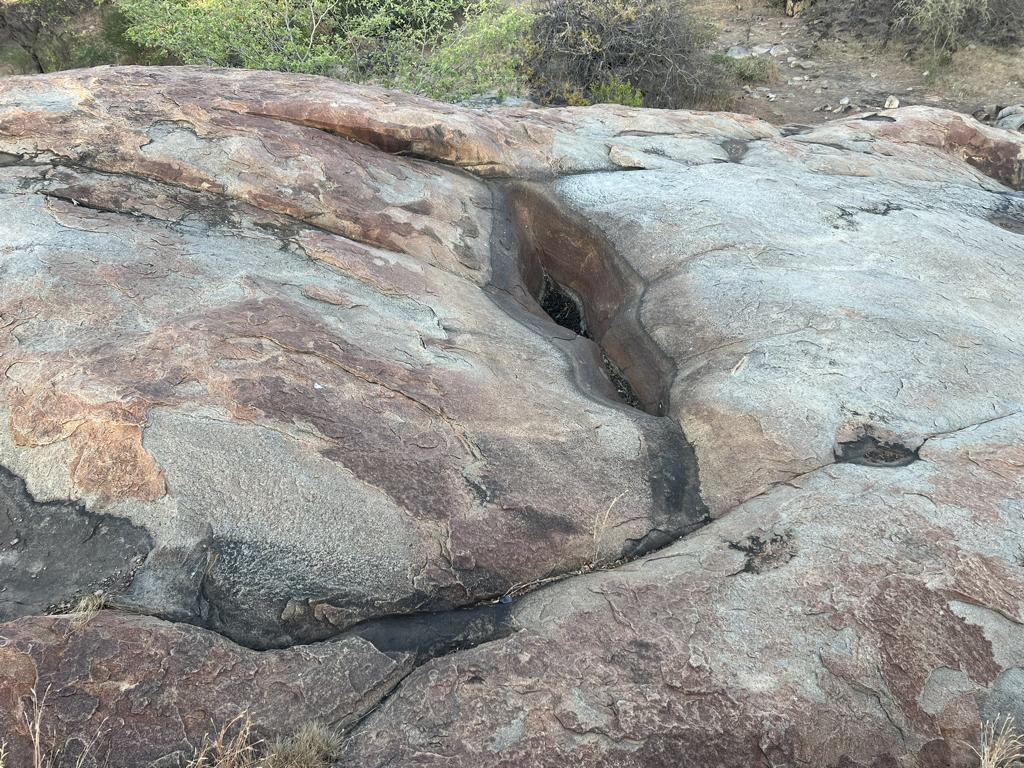 Hadza water sources - Rock pool