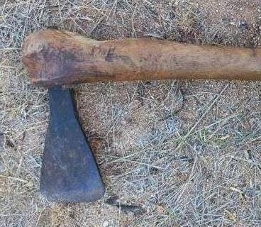 Hadzabe Axes - Bushguide 101