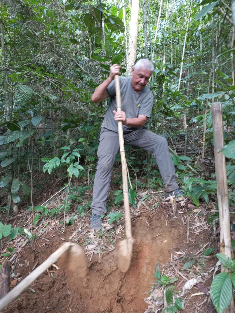 digging bamboo rats from their tunnels 1