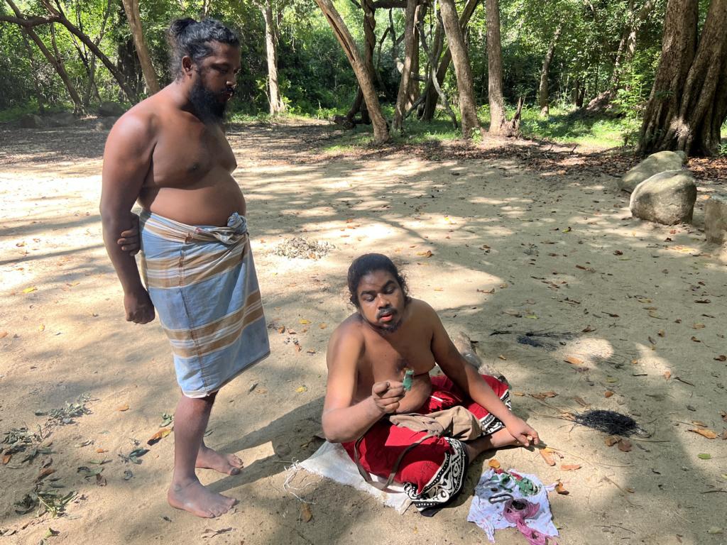 Vedda flint and steel fire-making