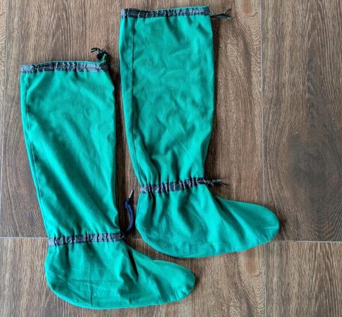 Leech-proof socks