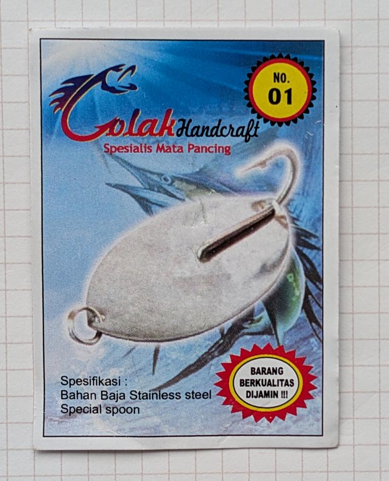 Packaging of Pak Lolaks fishing spoons